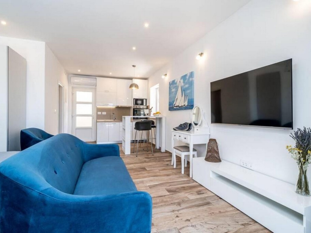 Studio flat with terrace and sea view Pomena, Mljet (AS-22317-a) Studio flat with terrace and sea view Pomena, Mljet (AS-22317-a)