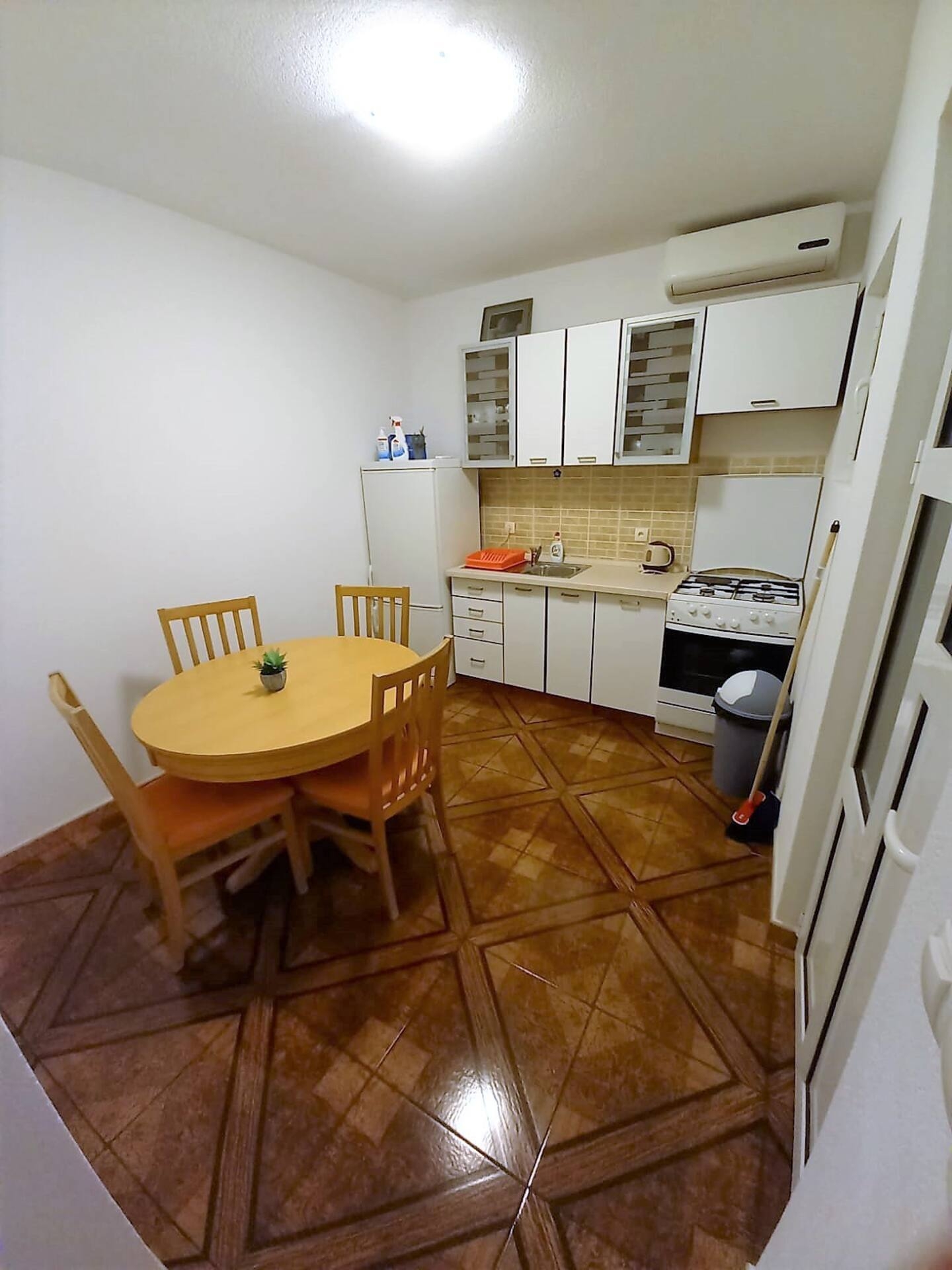 One bedroom apartment near beach Sobra, Mljet (A-22328-b)