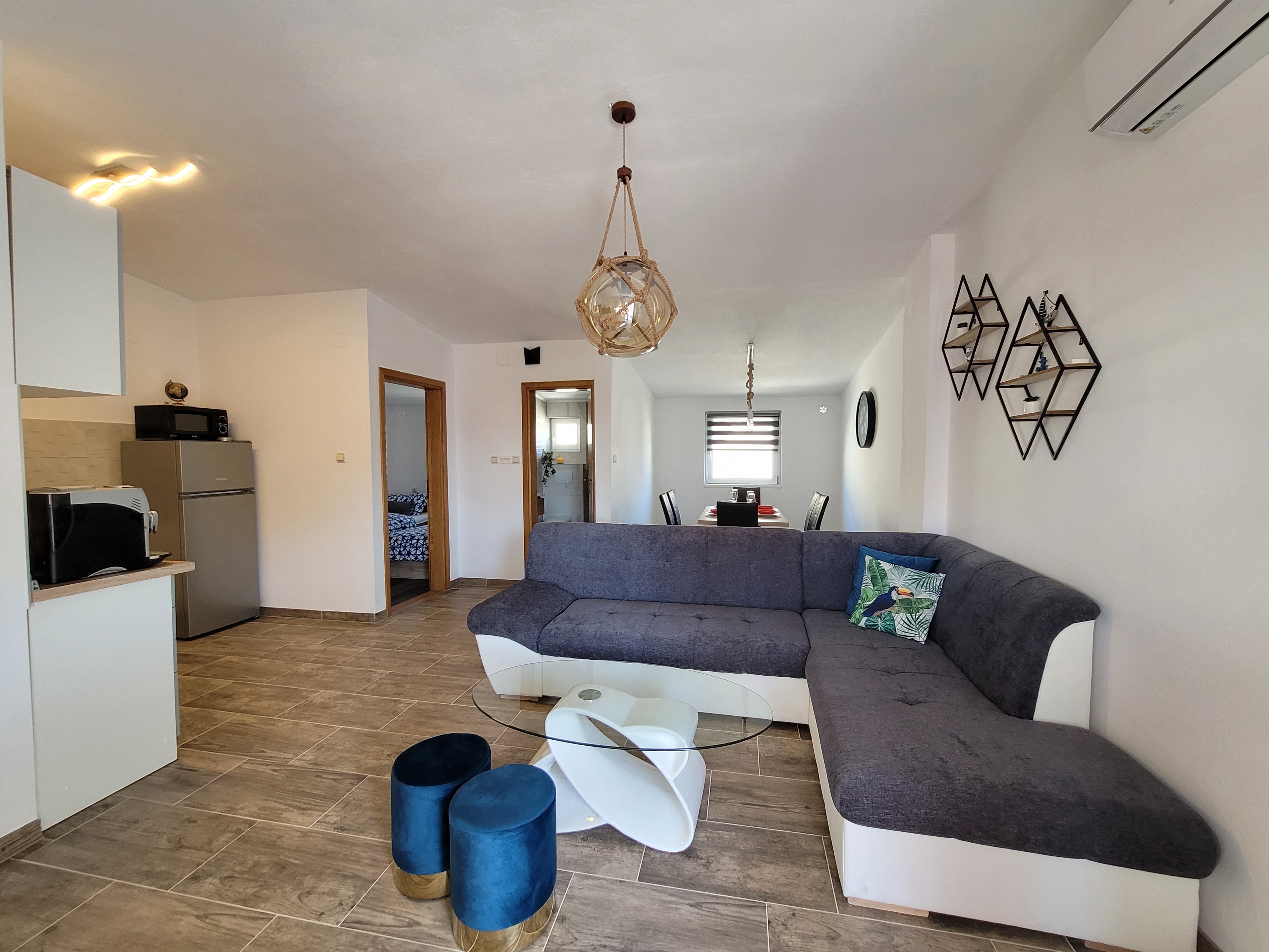 Two bedroom apartment with air-conditioning Vir (A-22347-a)