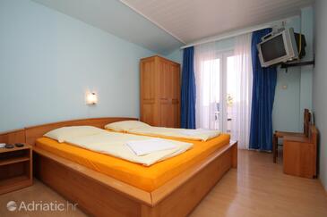 Bedroom Peroj, Bedroom in the room, dopusteni kucni ljubimci i WIFI.