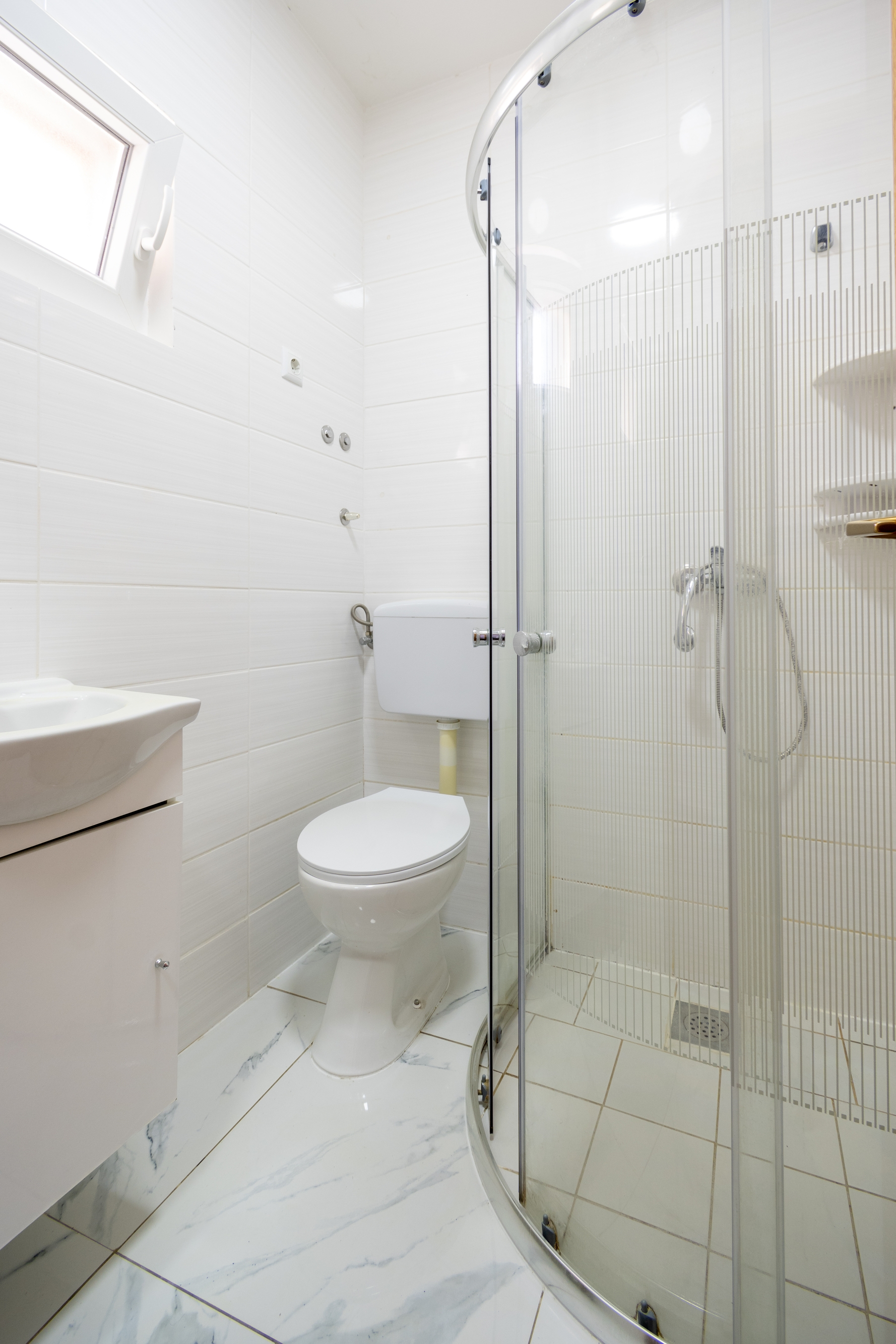 Two bedroom apartment with terrace and sea view Donji Karin, Novigrad  A-a