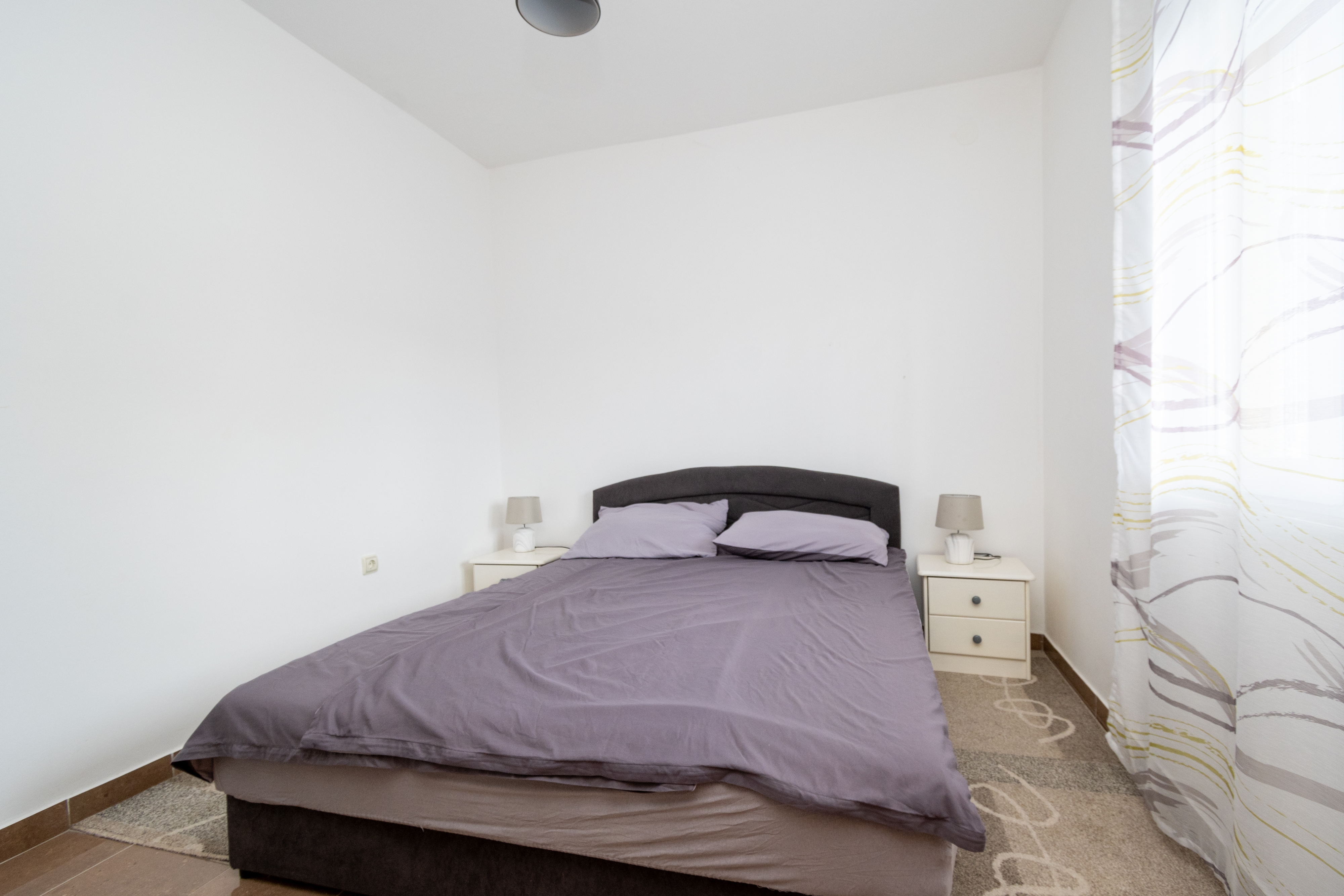 Two bedroom apartment with terrace and sea view Donji Karin, Novigrad  A-a