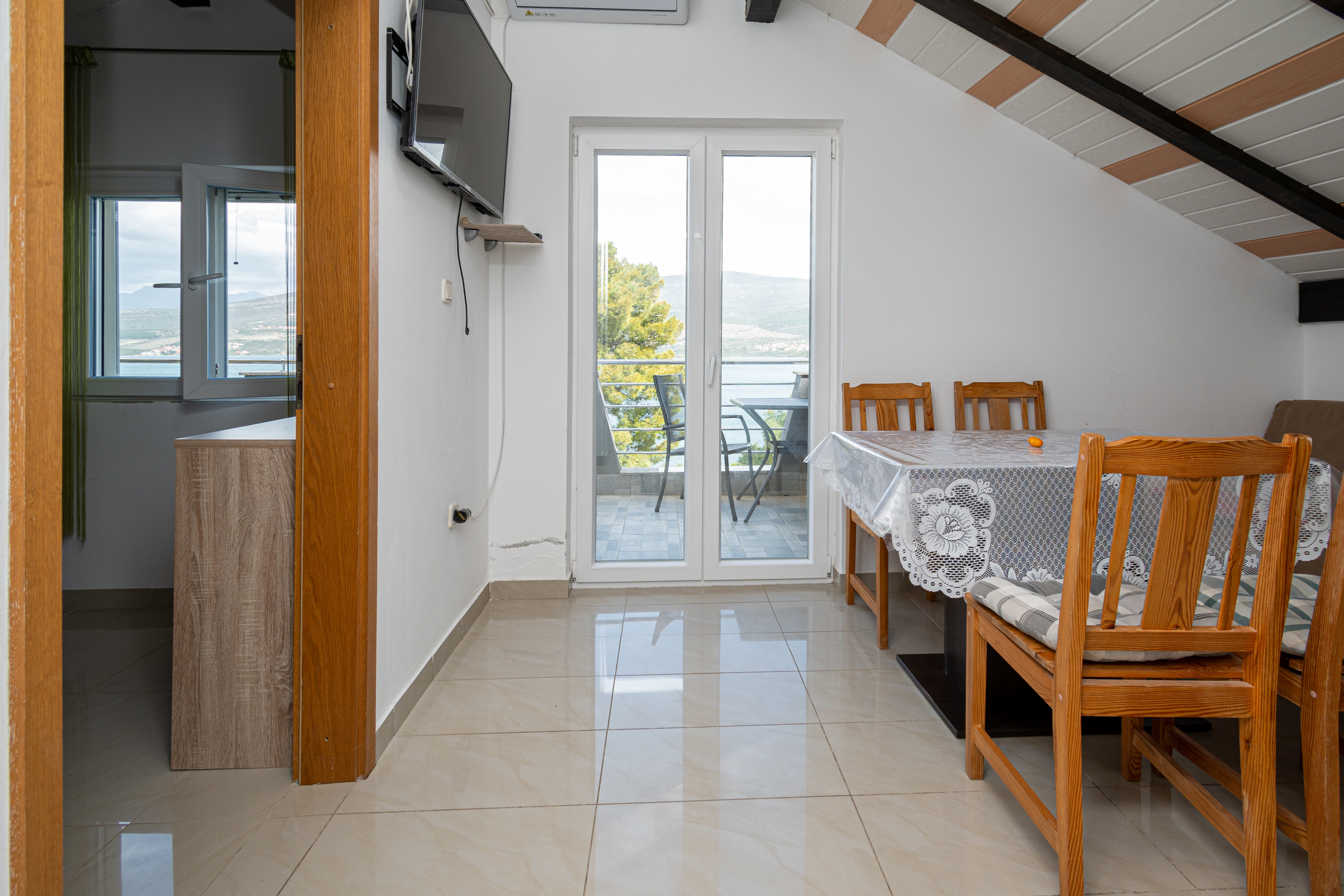 Top Novigrad Donji Karin Top Novigrad Donji Karin