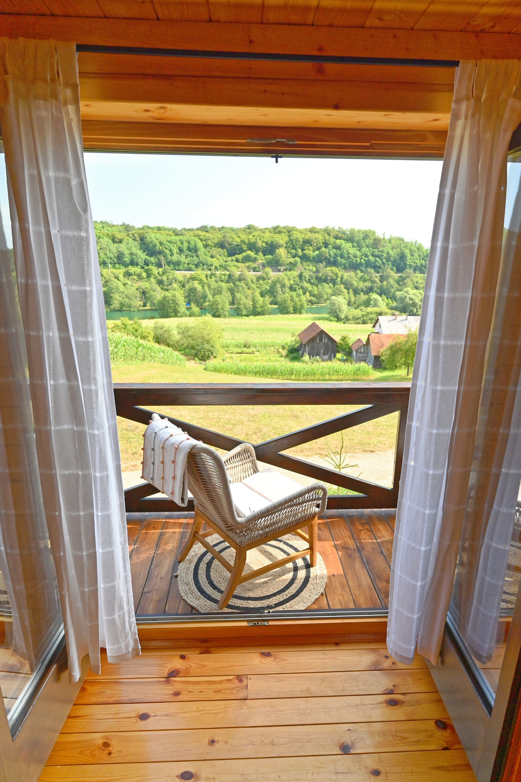 Three bedroom house with terrace Mihalić Selo, Karlovac  K