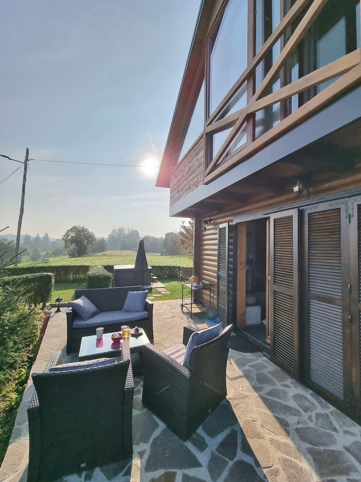 Three bedroom house with terrace Mihalić Selo, Karlovac  K