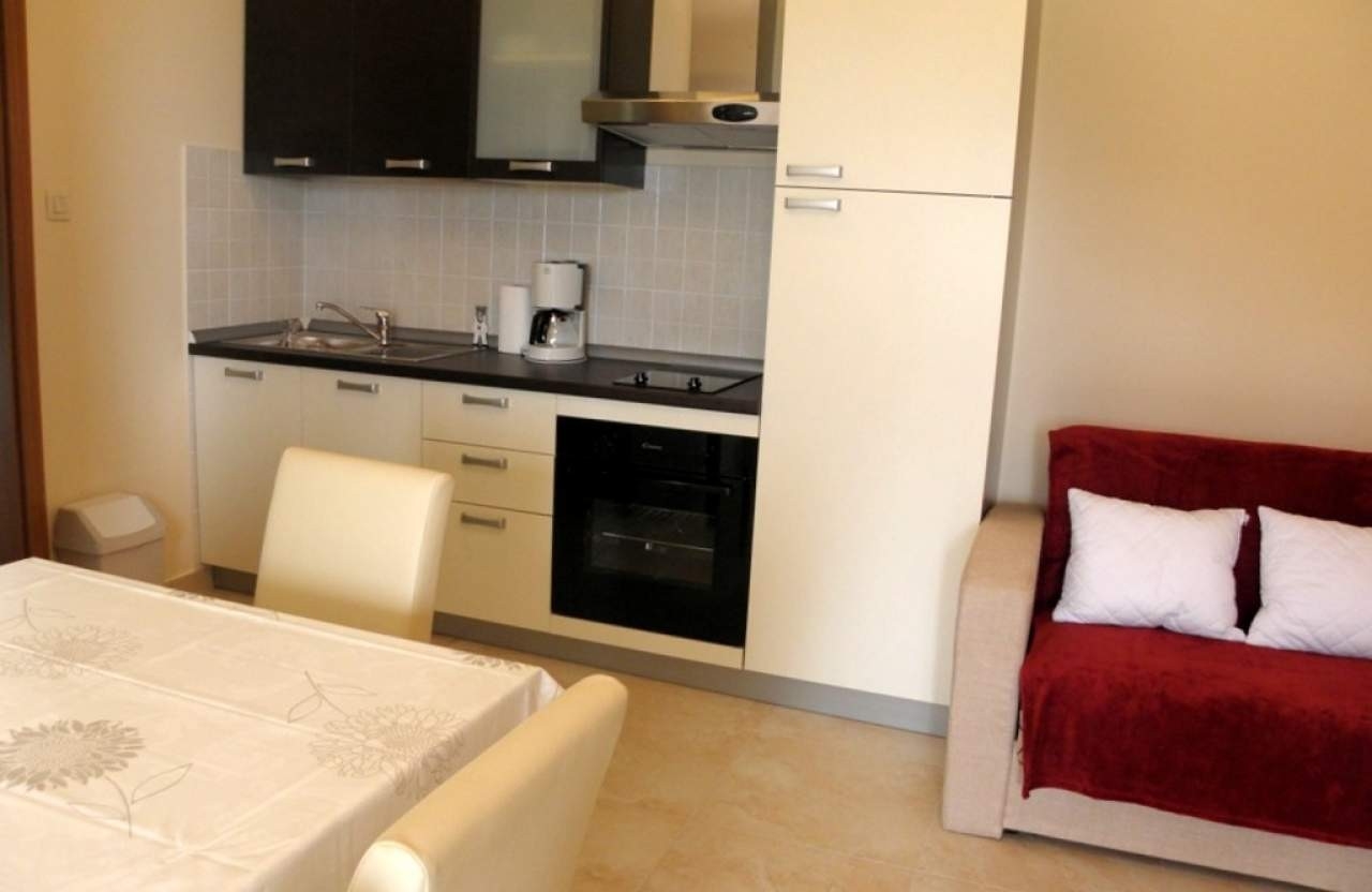 Top Rab Barbat Top Rab Barbat