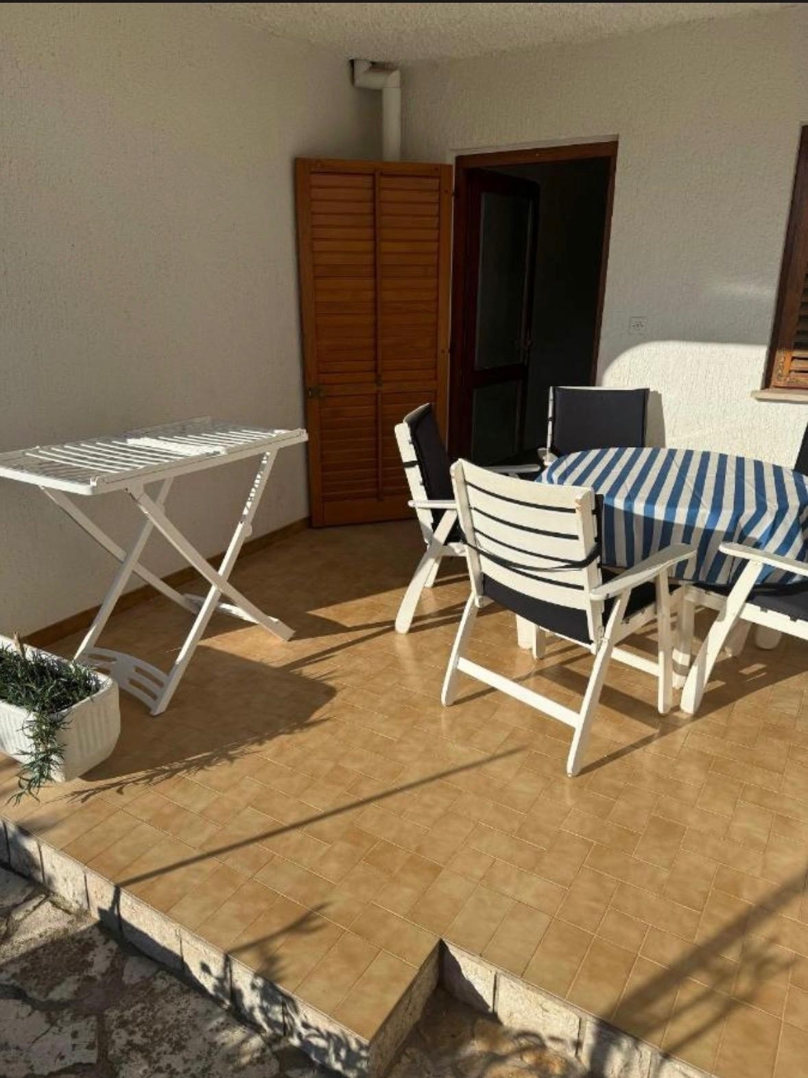 Top Rab Barbat Top Rab Barbat