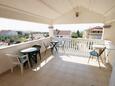 Shared terrace Peroj, Shared terrace in the room, s pogledom na more, dopusteni kucni ljubimci i WIFI.