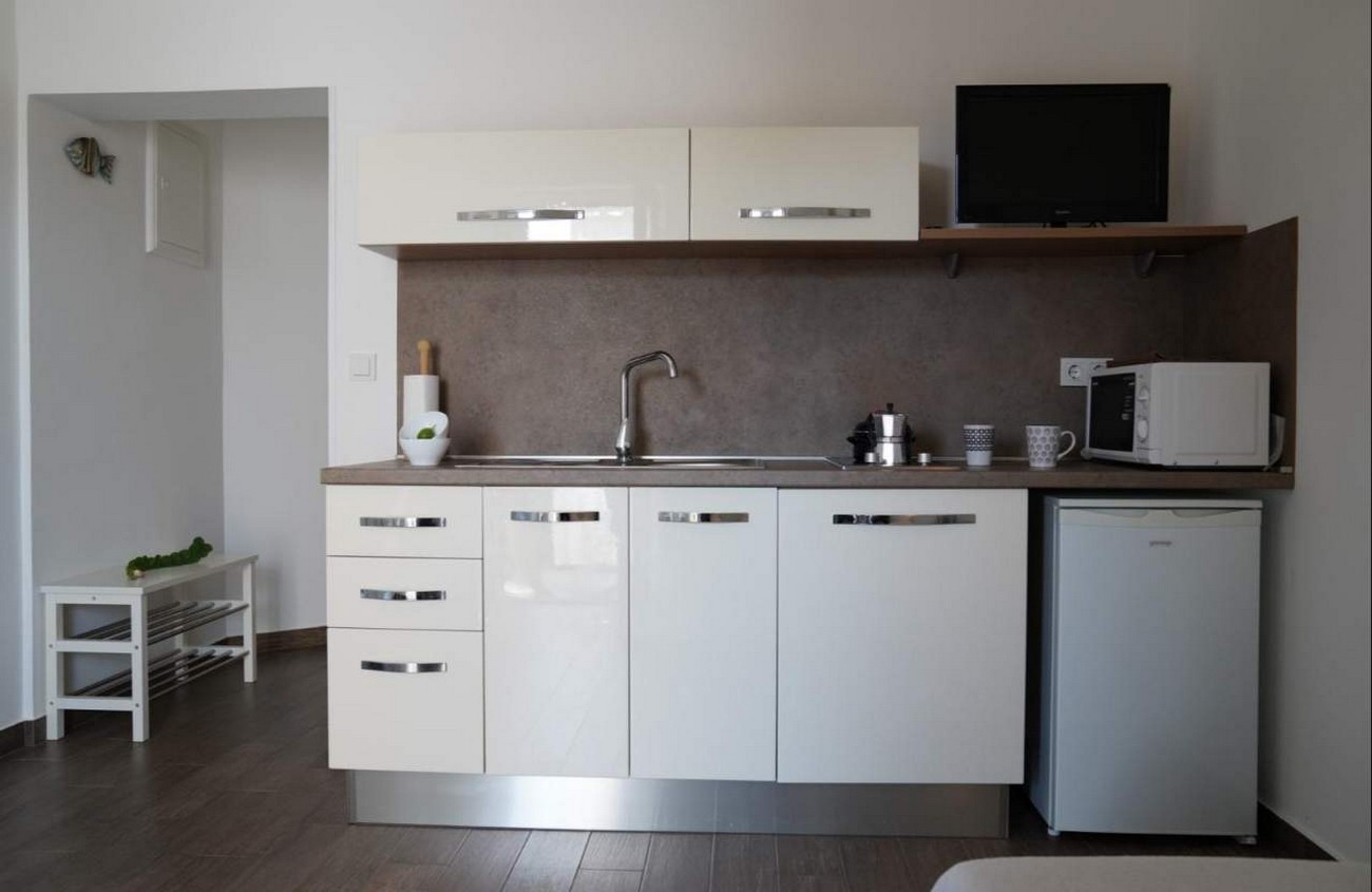 Top Rab Barbat Top Rab Barbat