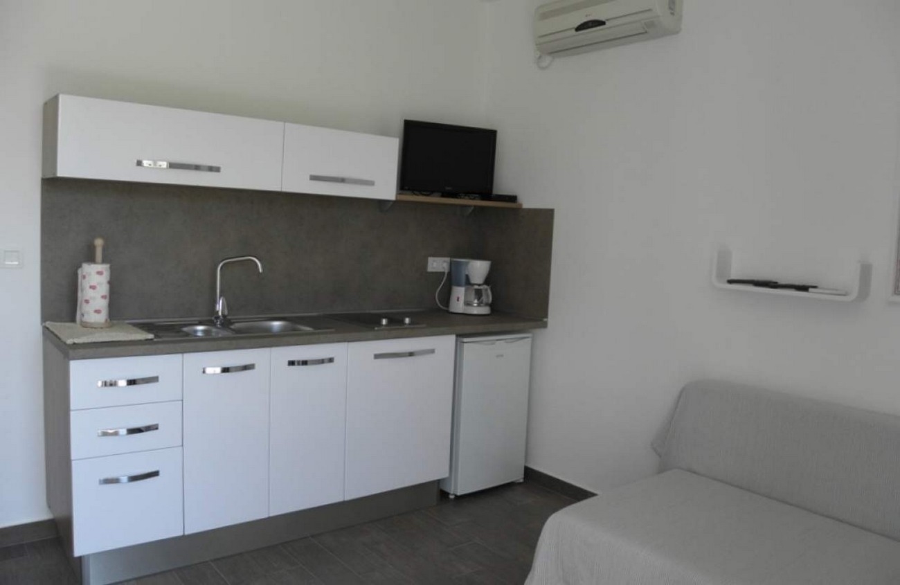 Top Rab Barbat Top Rab Barbat