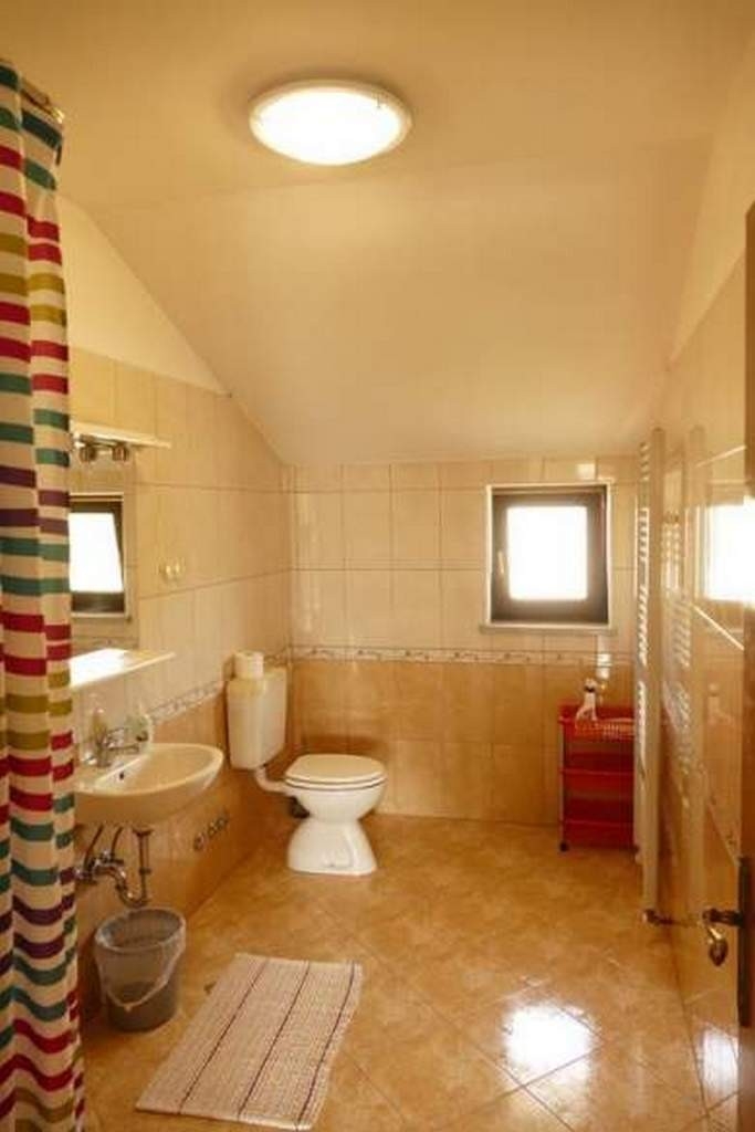 Two bedroom apartment with balcony and sea view Banjol, Rab  A-a