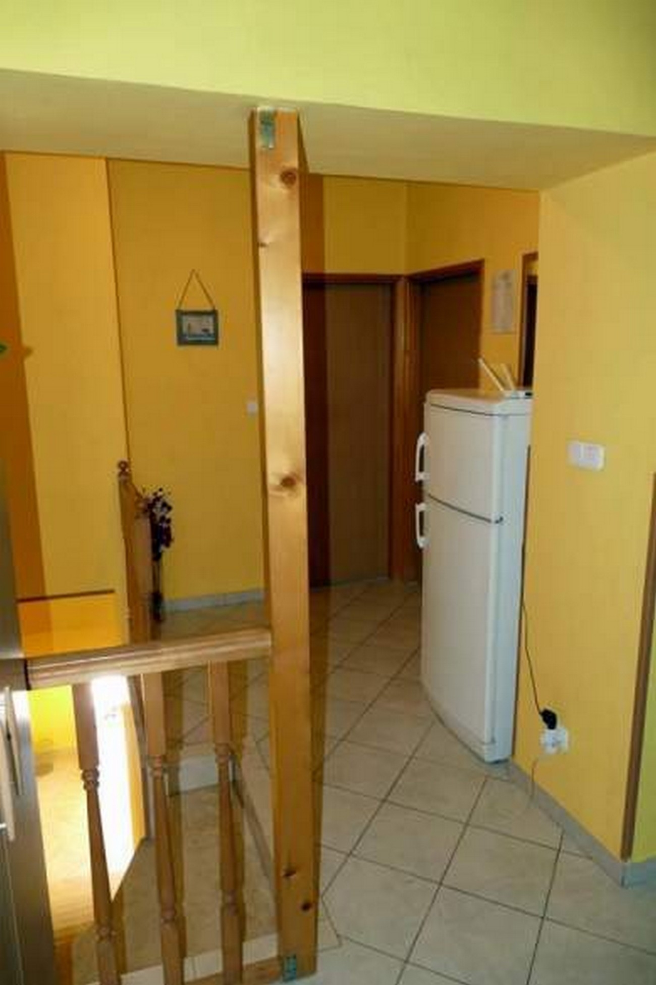 Two bedroom apartment near beach Barbat, Rab  A-b