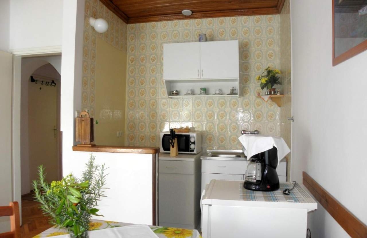 Top Rab Barbat Top Rab Barbat