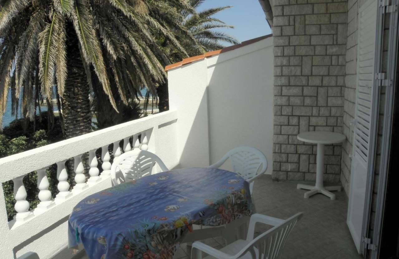 Top Rab Barbat Top Rab Barbat