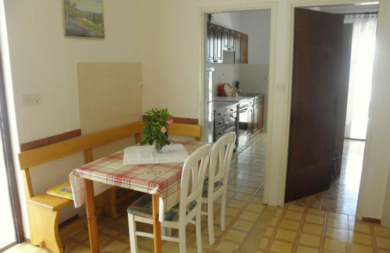Two bedroom apartment near beach Barbat, Rab (A-22364-c) Two bedroom apartment near beach Barbat, Rab (A-22364-c)
