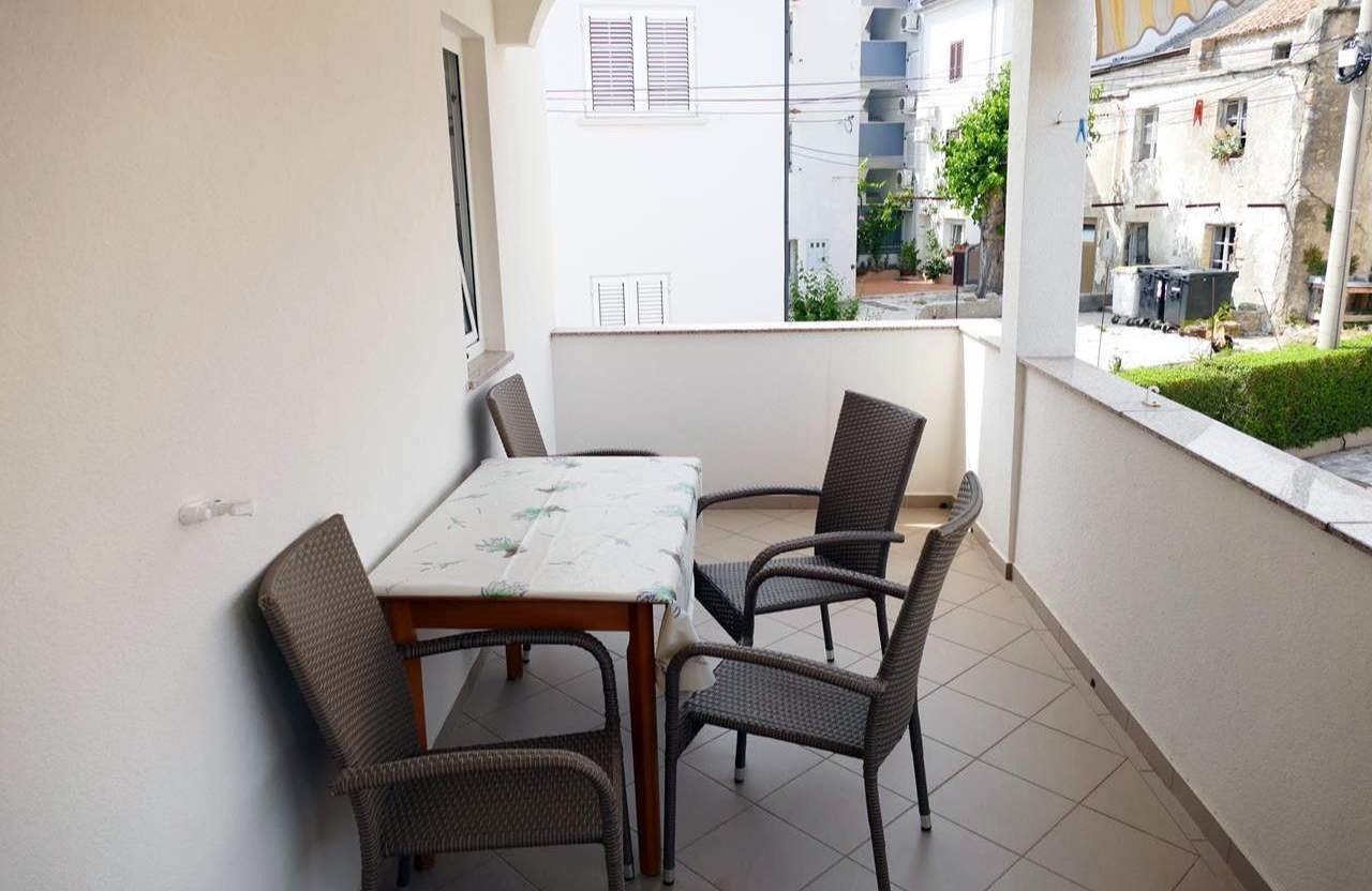 One bedroom apartment with balcony Supetarska Draga - Donja, Rab  A-c