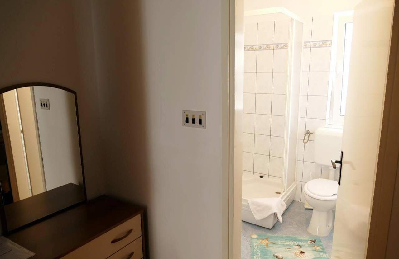 One bedroom apartment with balcony Supetarska Draga - Donja, Rab  A-c