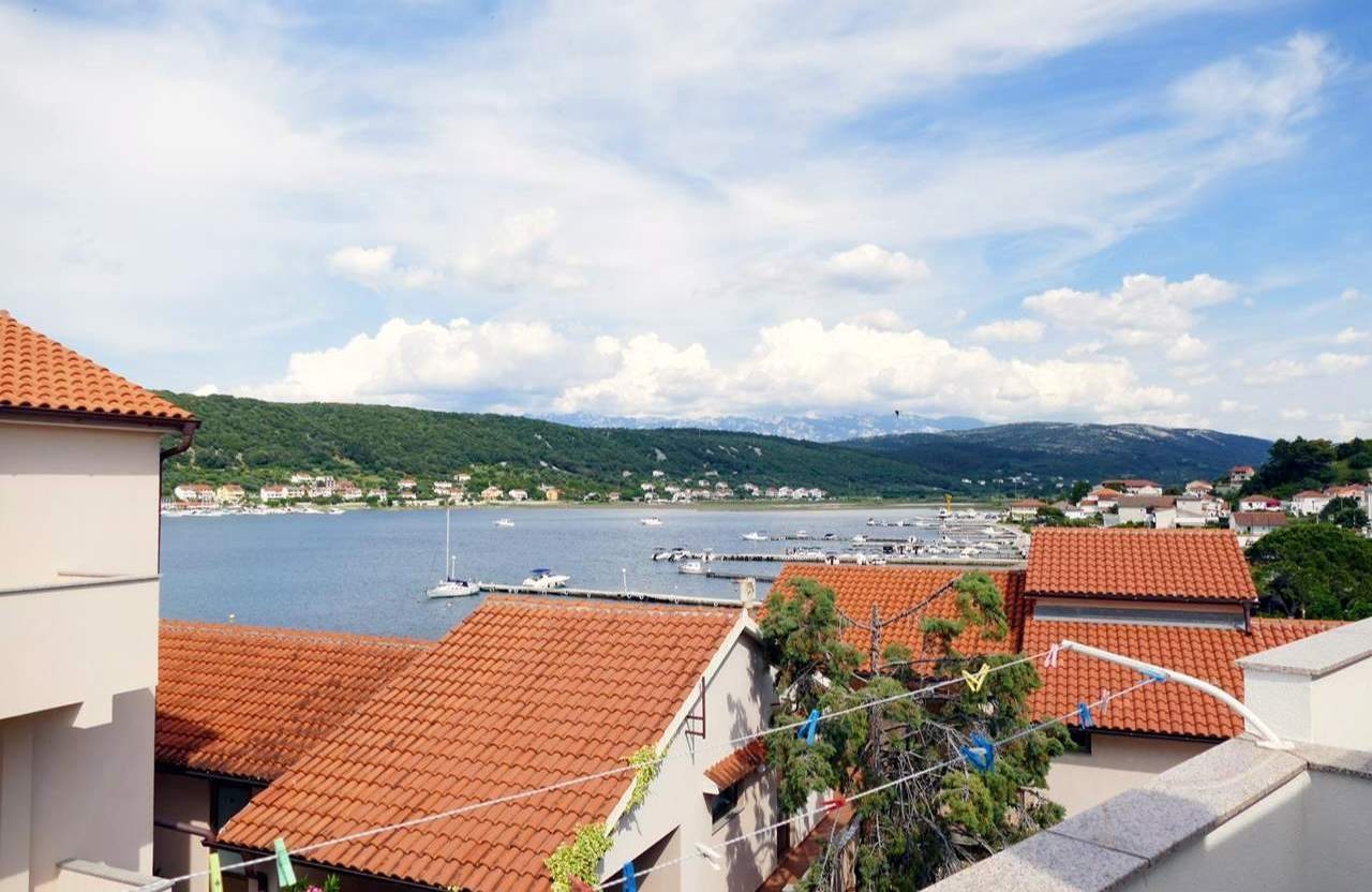 Two bedroom apartment with terrace and sea view Supetarska Draga - Donja, Rab  A-d
