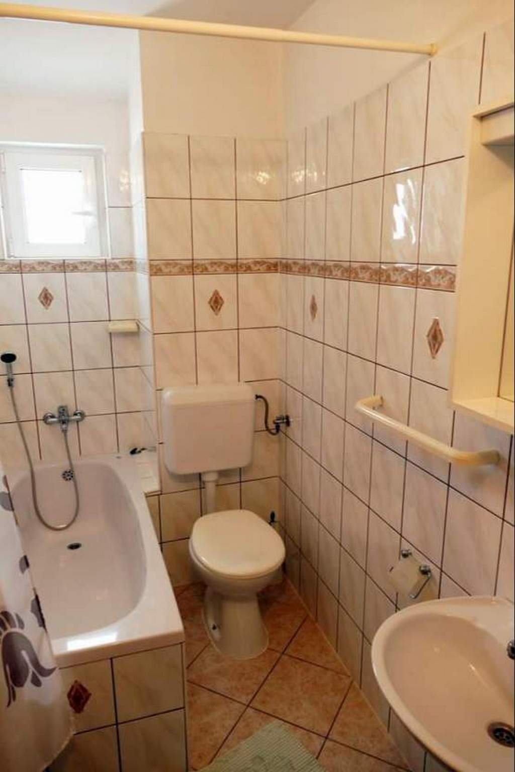 Two bedroom apartment with terrace and sea view Supetarska Draga - Donja, Rab  A-e