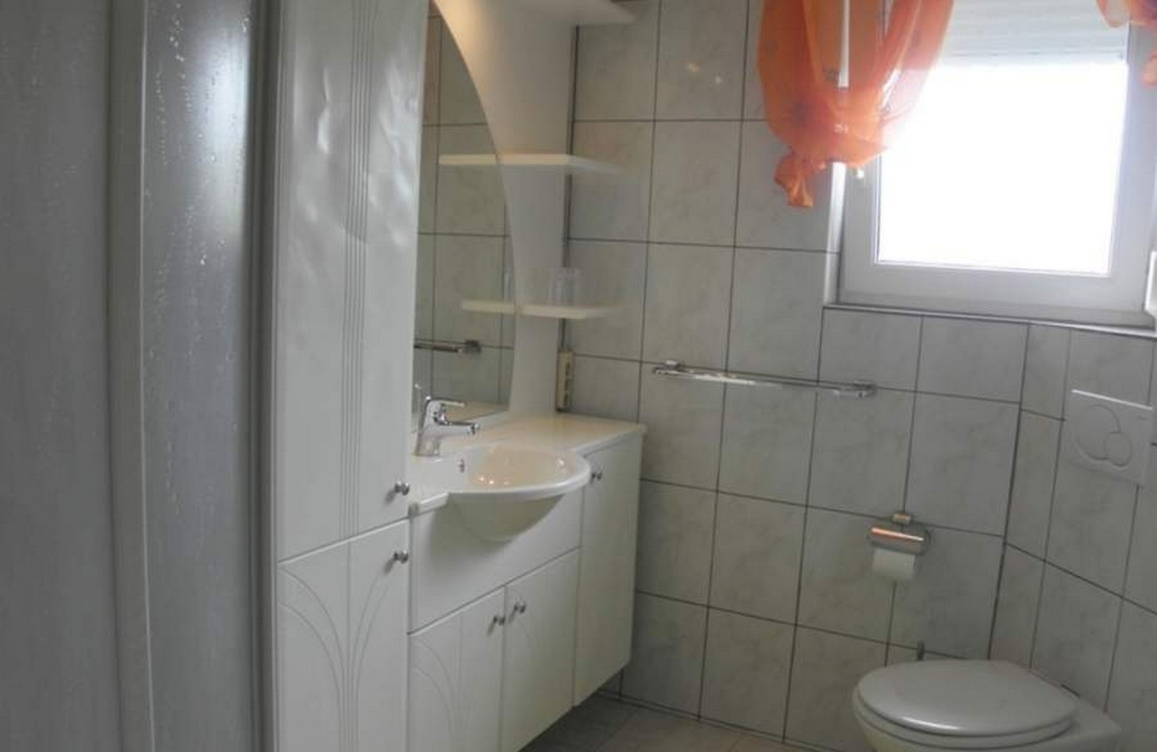 Top Rab Barbat Top Rab Barbat