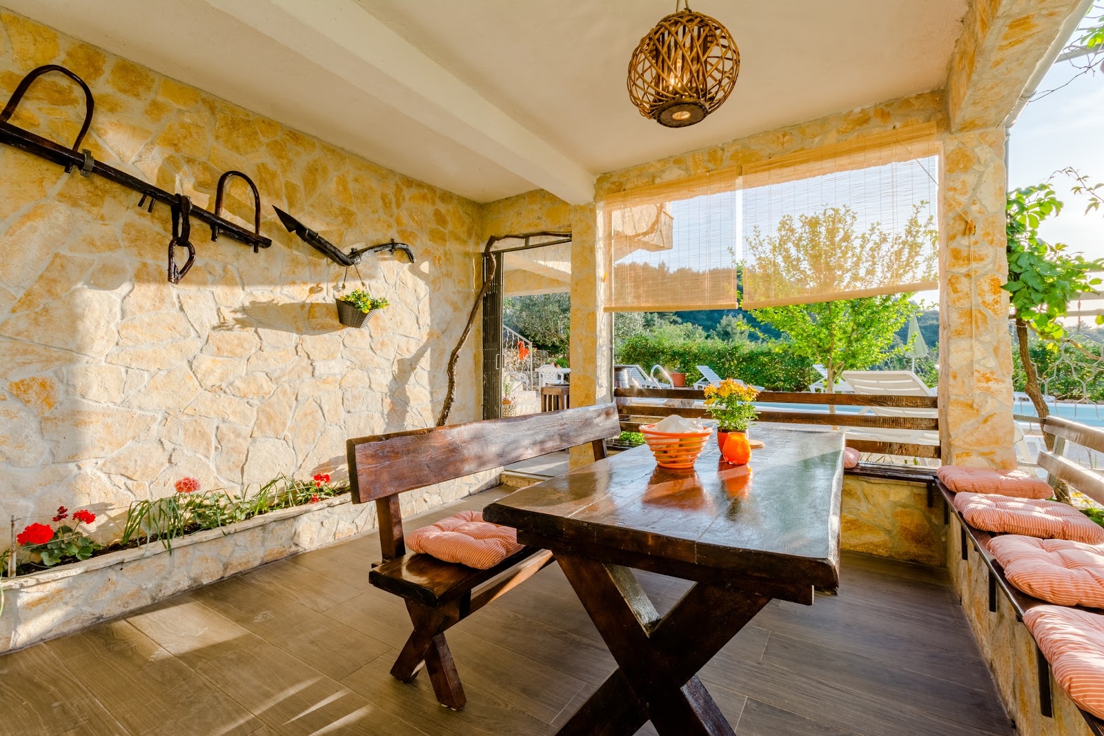 Three bedroom apartment with terrace and sea view Mastrinka, Čiovo  A-a