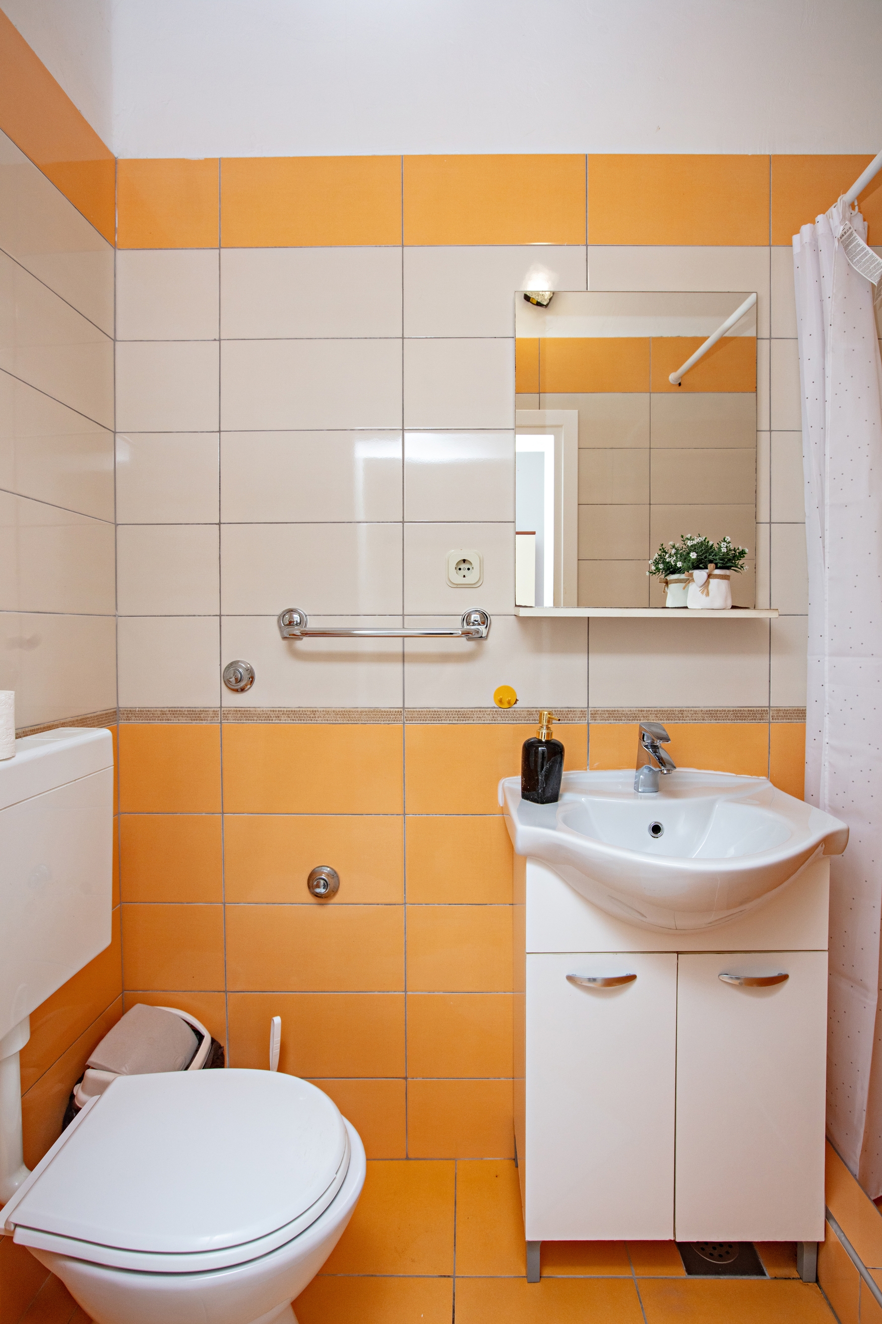 Two bedroom apartment with terrace Pakoštane, Biograd  A-d