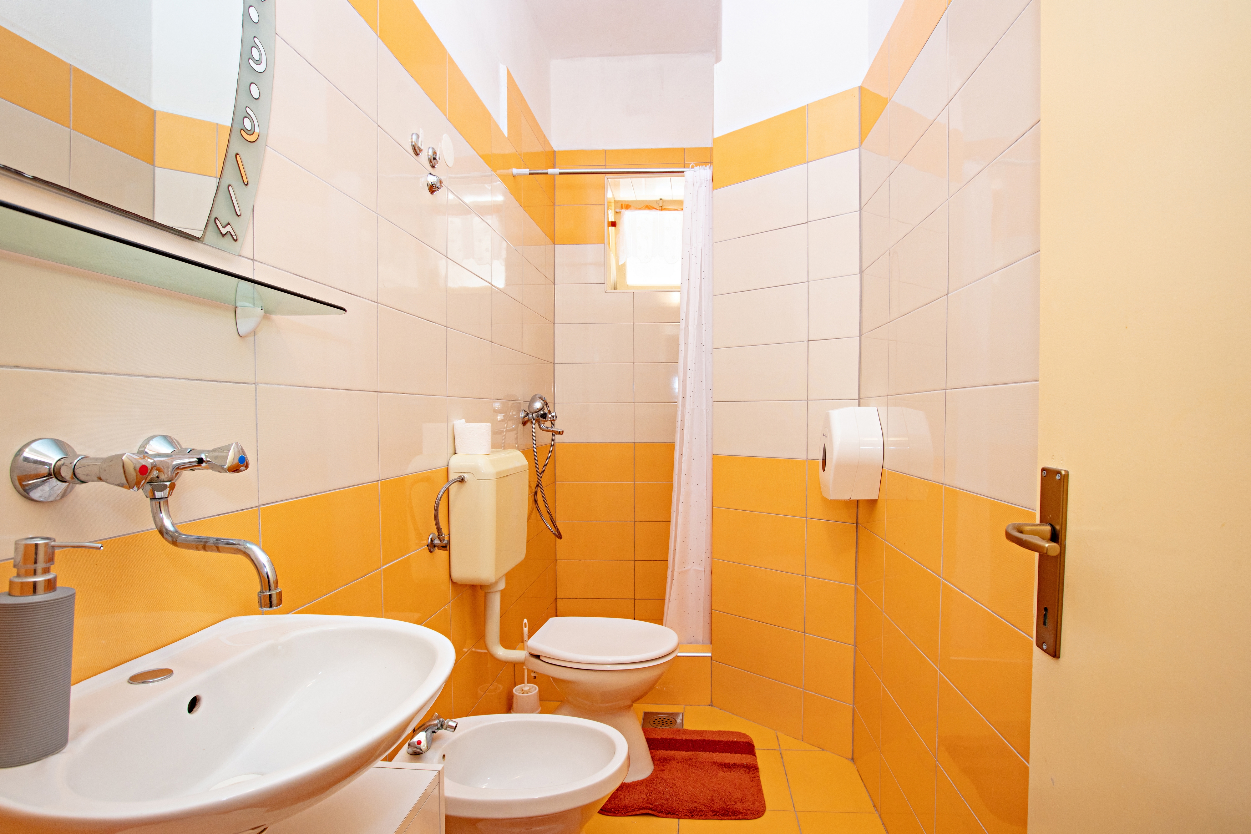 Two bedroom apartment with air-conditioning Pakoštane, Biograd  A-e