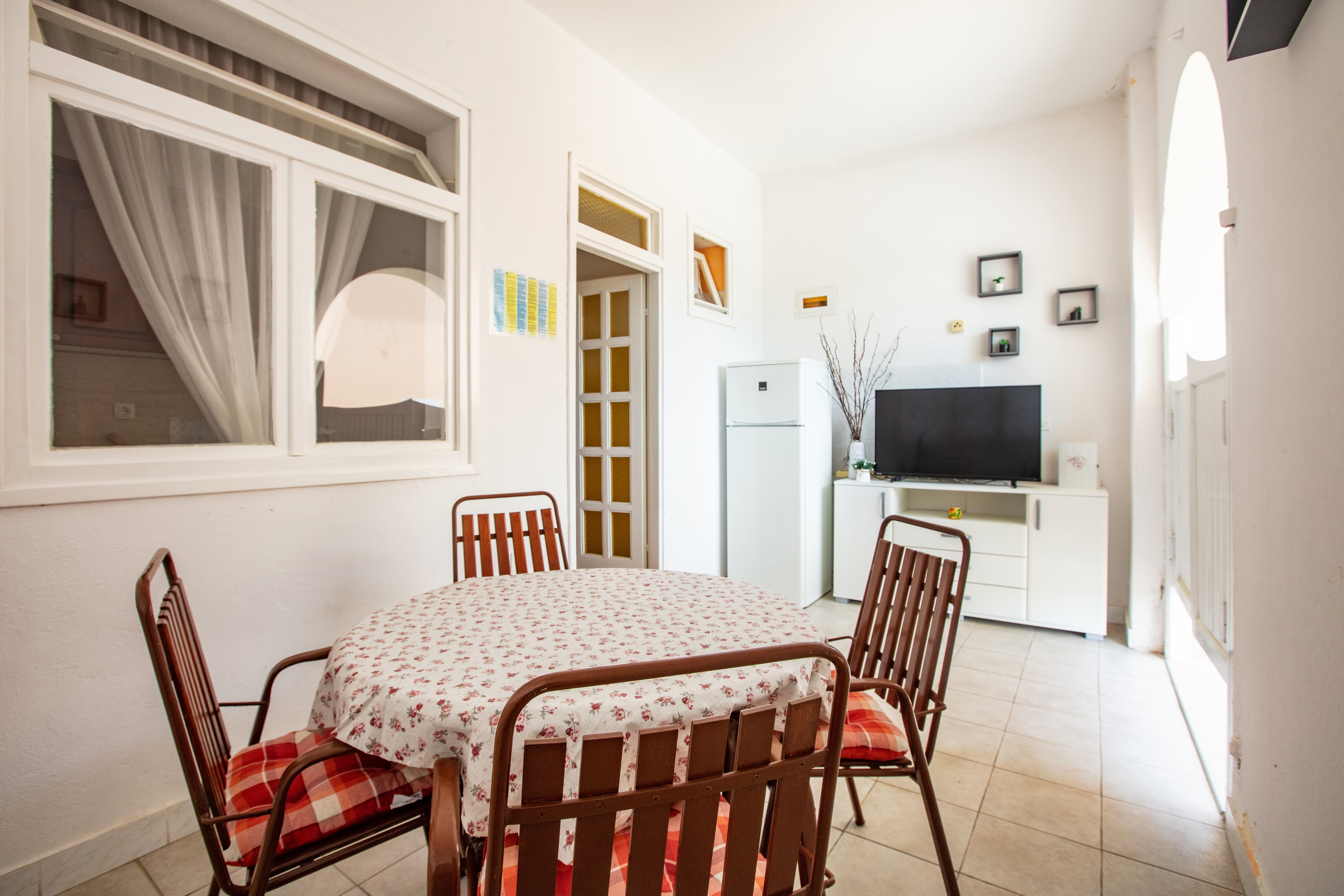 Two bedroom apartment with air-conditioning Pakoštane, Biograd (A-22375-e)