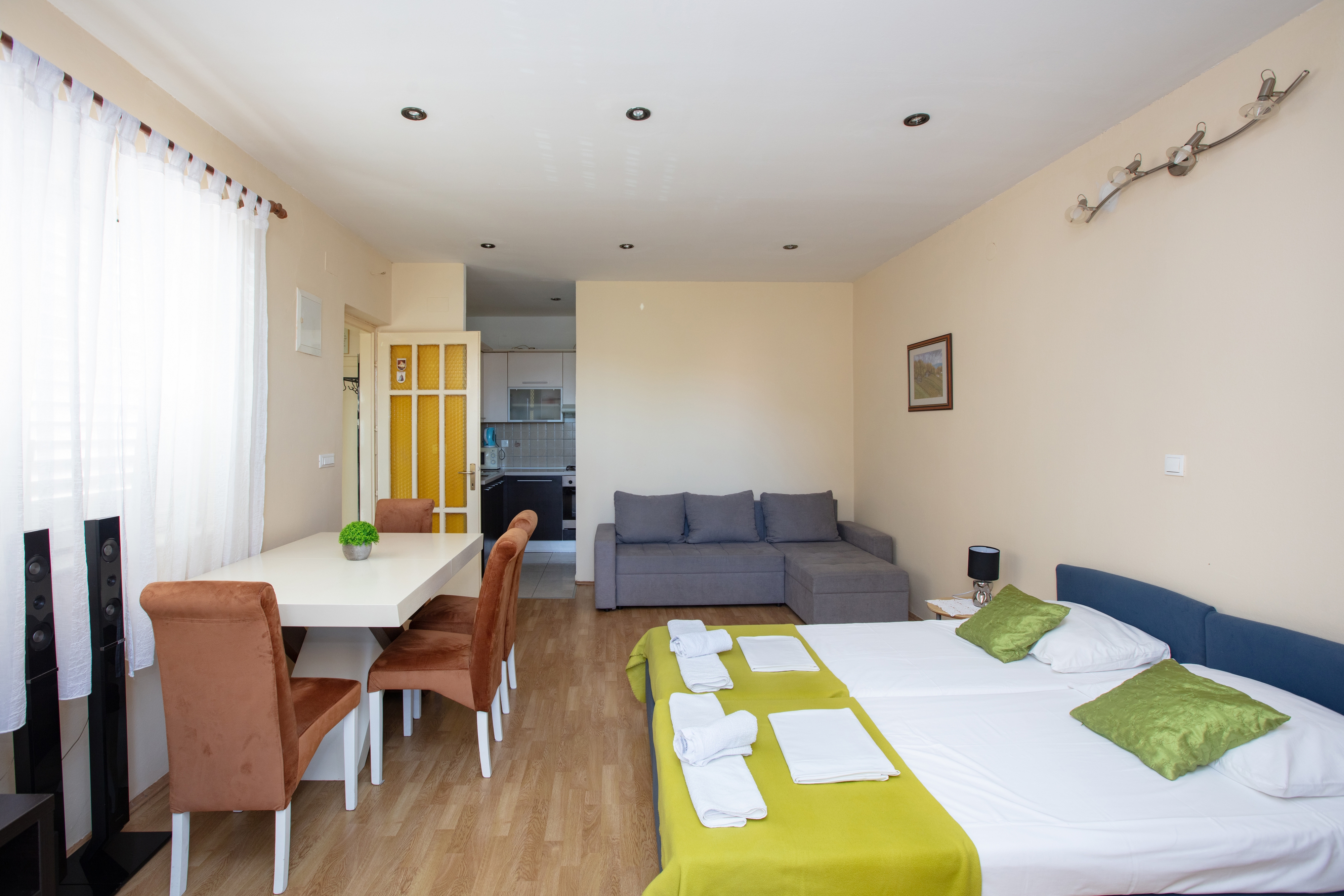 One bedroom apartment with terrace Pakoštane, Biograd (A-22375-f) One bedroom apartment with terrace Pakoštane, Biograd (A-22375-f)