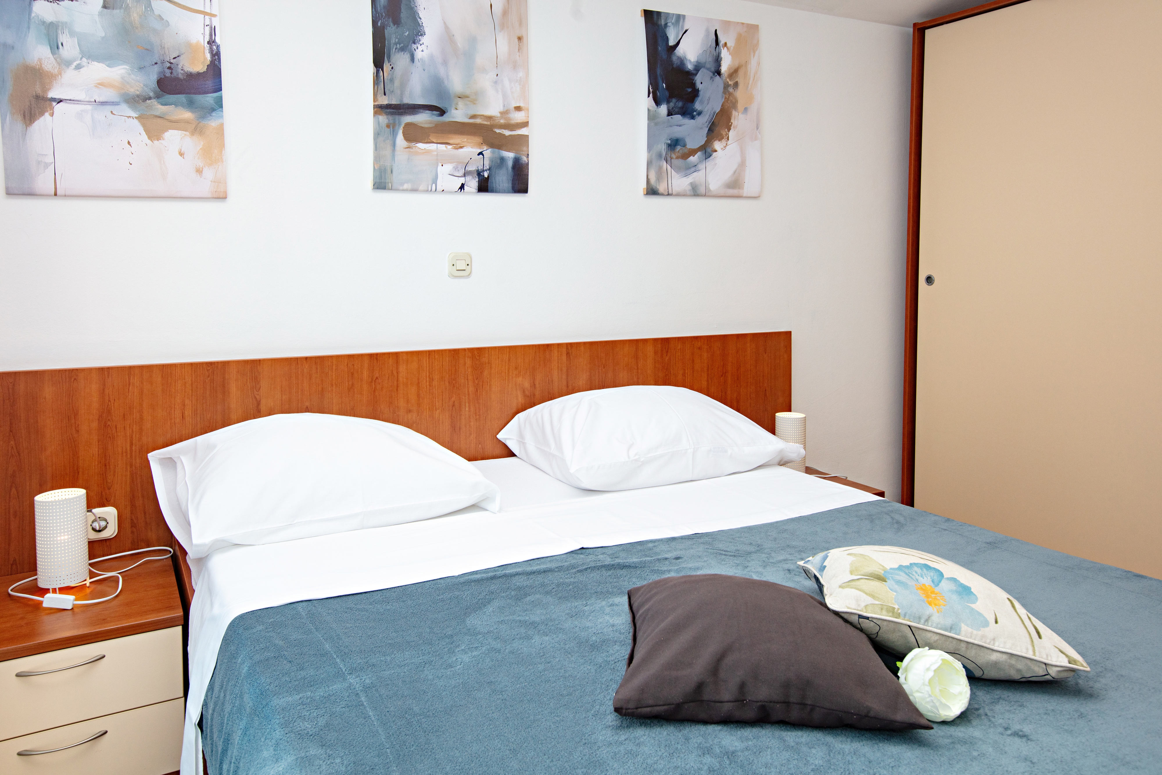 Two bedroom apartment with terrace Pakoštane, Biograd  A-i