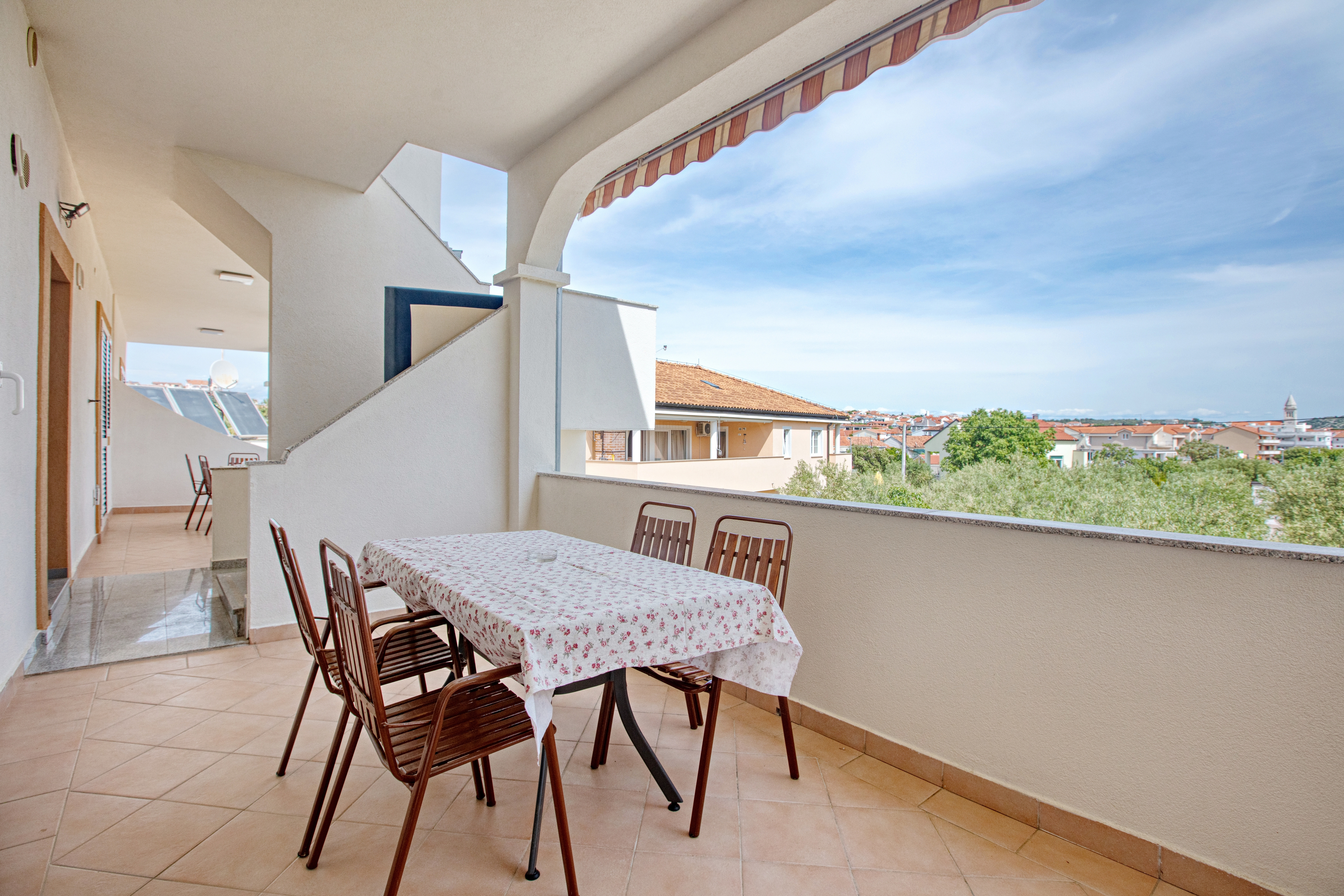 Three bedroom apartment with terrace Pakoštane, Biograd  A-l