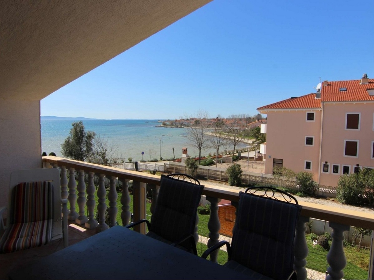 Two bedroom apartment near beach Privlaka, Zadar (A-22380-b) Two bedroom apartment near beach Privlaka, Zadar (A-22380-b)