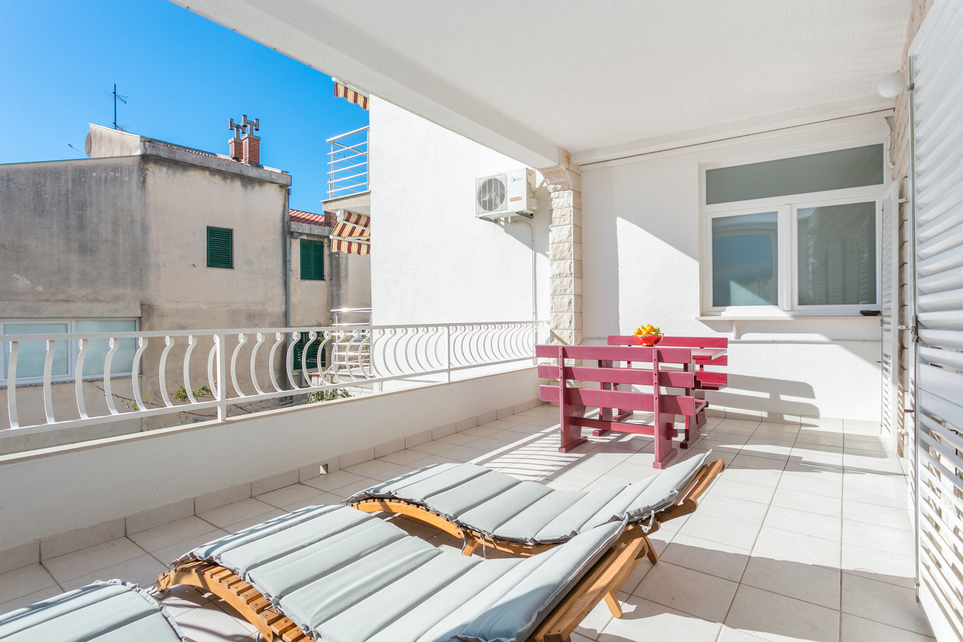 Two bedroom apartment with terrace and sea view Tučepi, Makarska  A-c