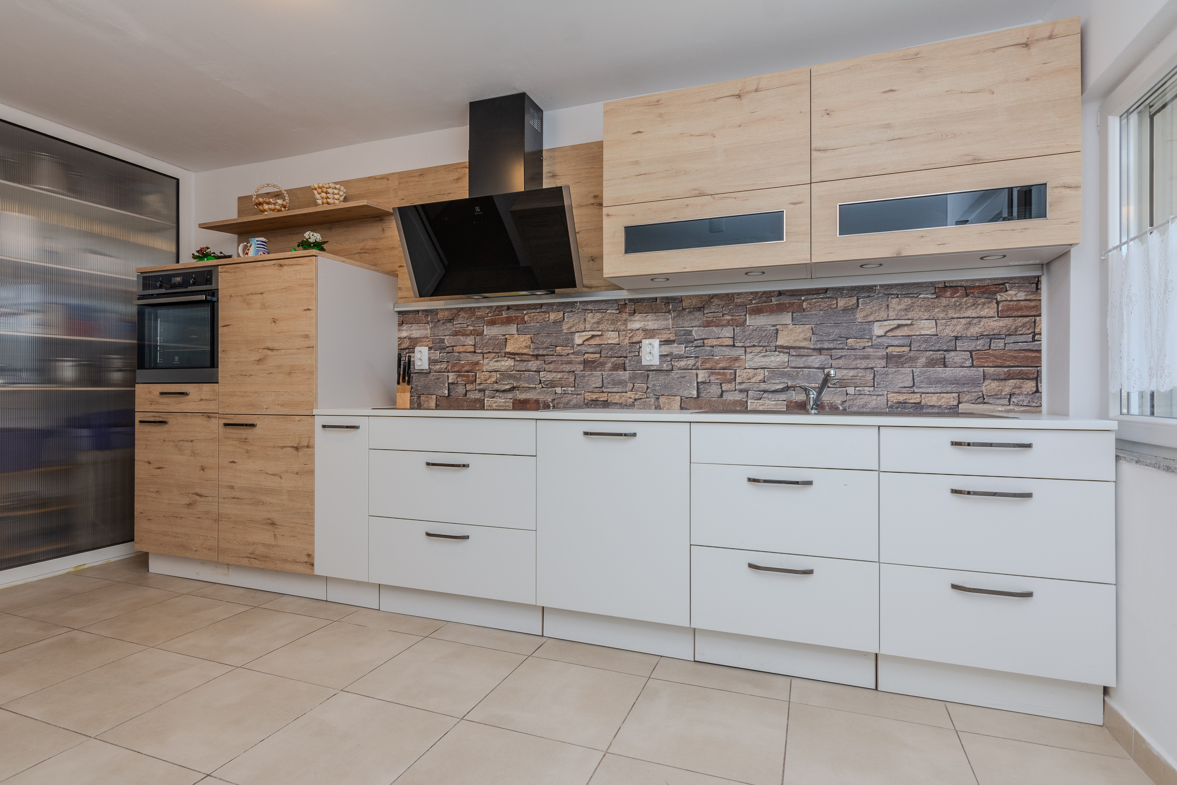 Two bedroom house with terrace Vir  K