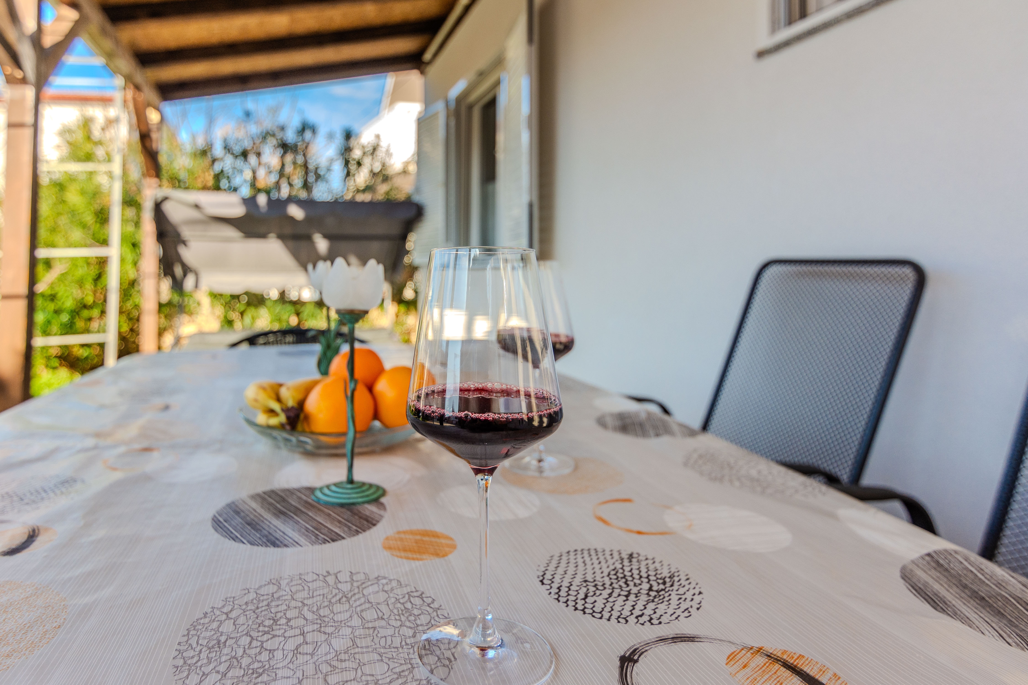 Two bedroom house with terrace Vir  K
