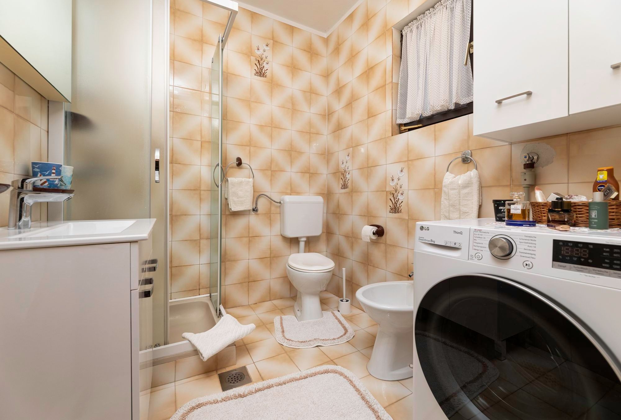 Three bedroom apartment with terrace and sea view Pinezići, Krk  A-a
