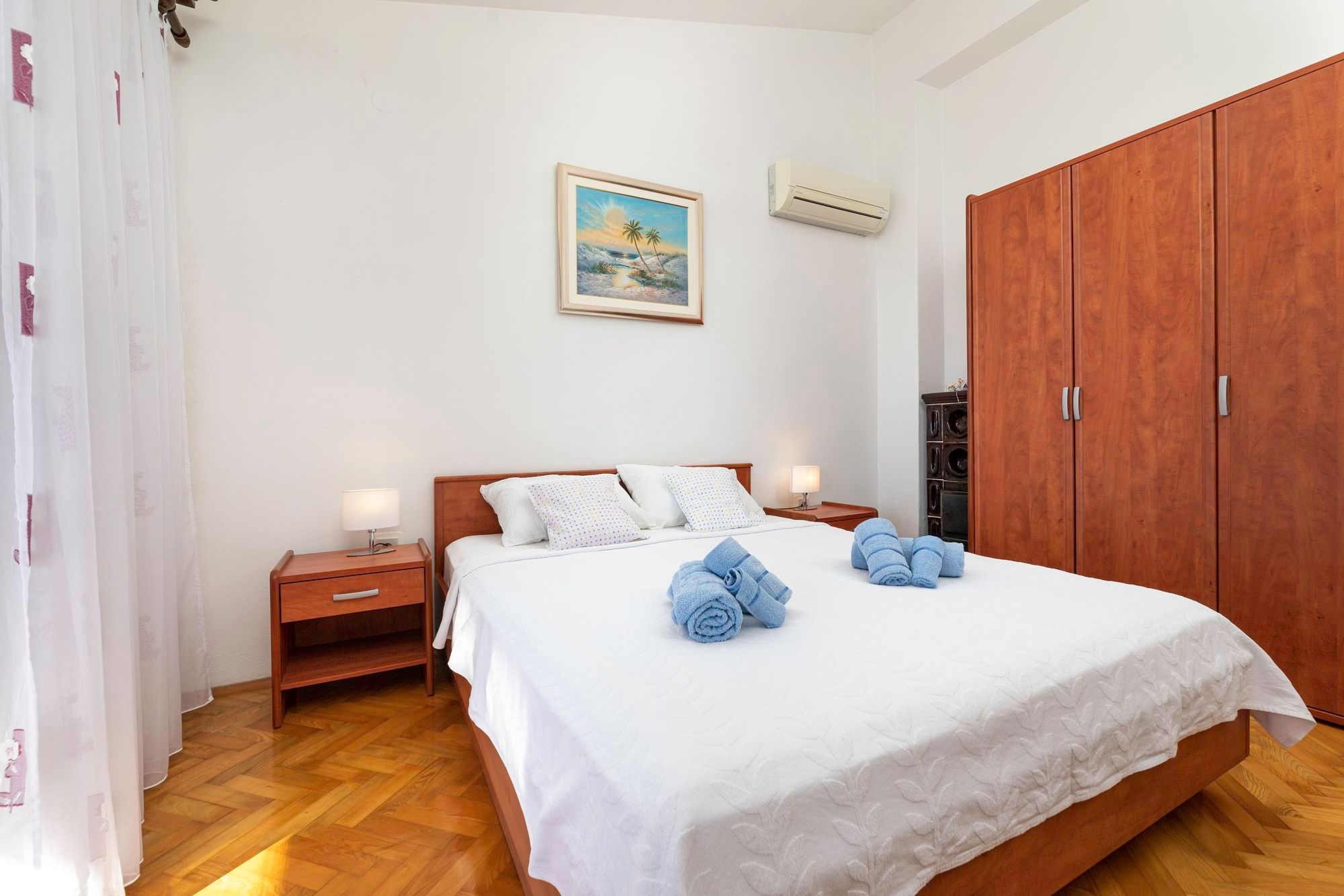 Three bedroom apartment with terrace and sea view Pinezići, Krk  A-a