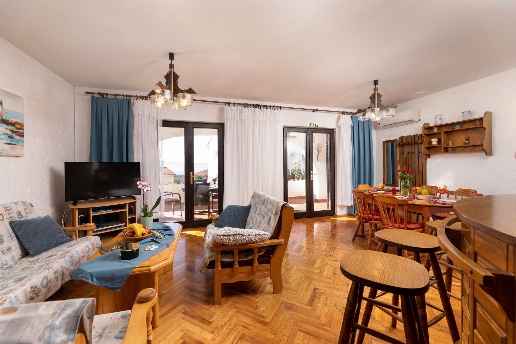 Three bedroom apartment with terrace and sea view Pinezići, Krk (A-22403-a) Three bedroom apartment with terrace and sea view Pinezići, Krk (A-22403-a)