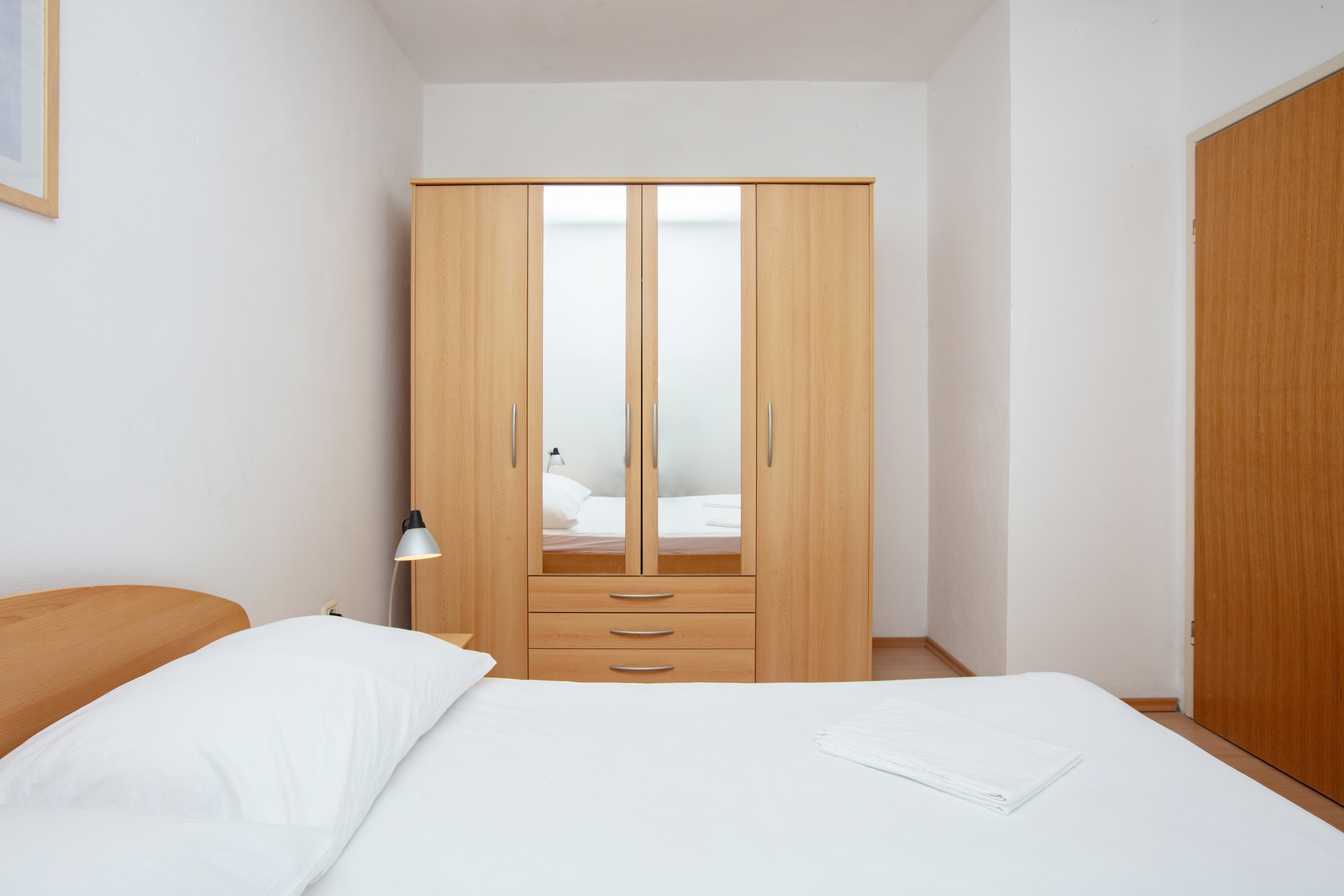 One bedroom apartment with balcony Murter  A-b