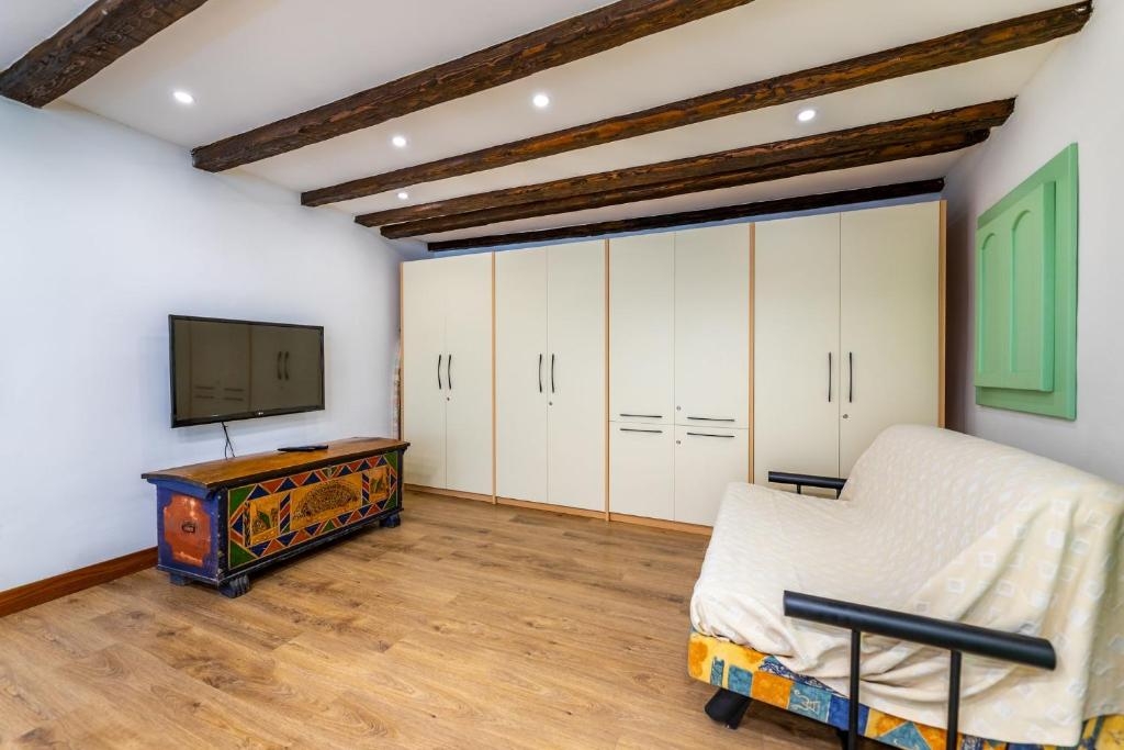 One bedroom apartment with air-conditioning Baška, Krk (A-22409-a)