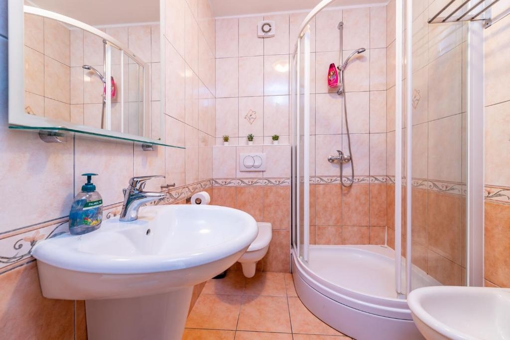 Two bedroom apartment with terrace Baška, Krk  A-a