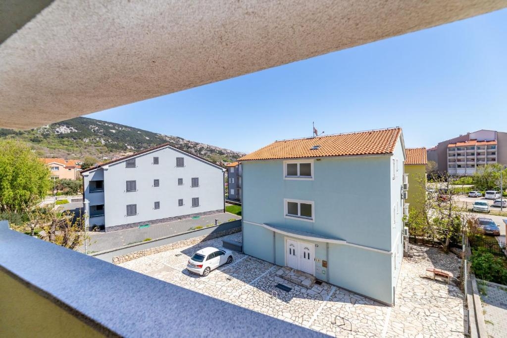 One bedroom apartment with balcony Baška, Krk  A-a