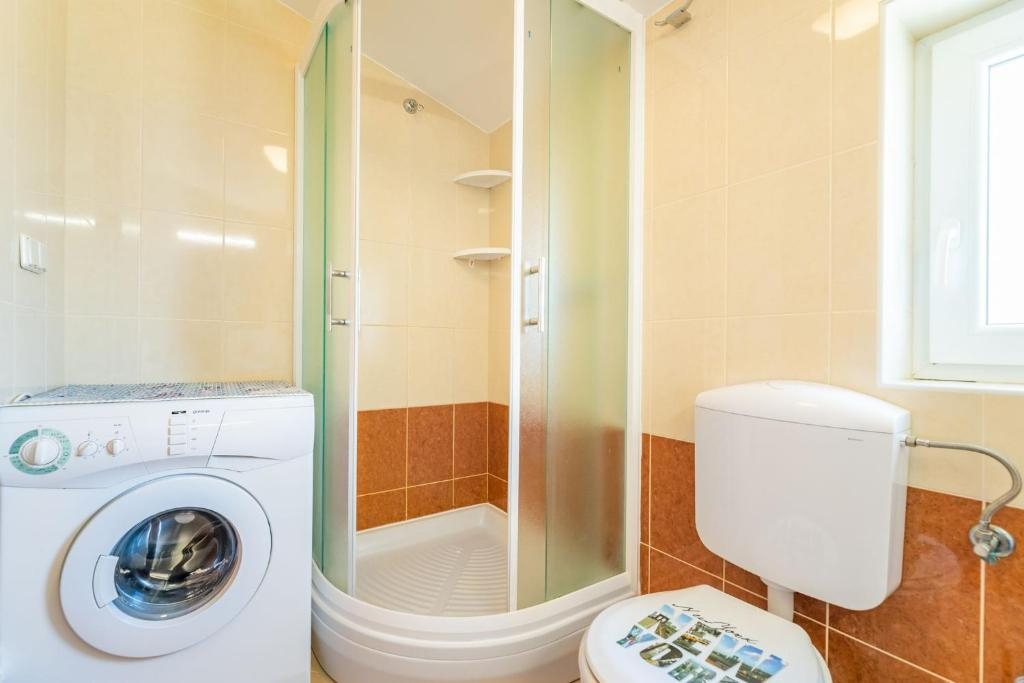 One bedroom apartment with balcony Baška, Krk  A-a