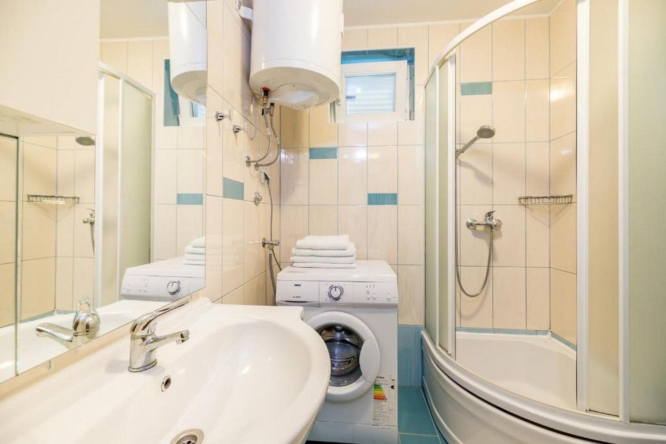Two bedroom apartment with terrace Baška, Krk  A-a