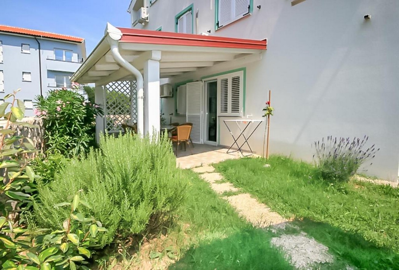 Studio flat with terrace Baška, Krk  AS-a