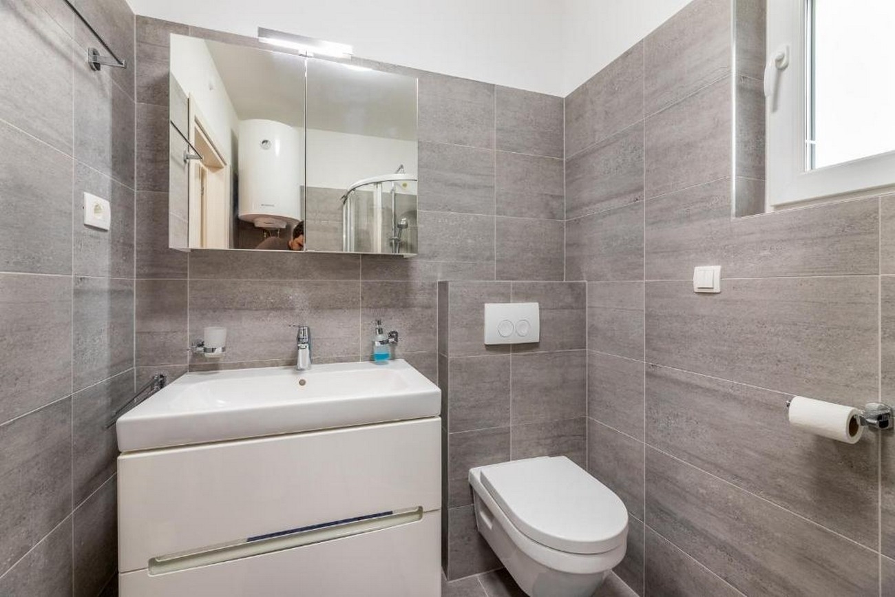 Two bedroom apartment with balcony and sea view Baška, Krk  A-a