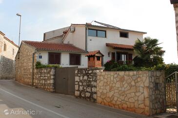 Property Vrsar, Poreč, Property 2242 - Apartments and Rooms with pebble beach.