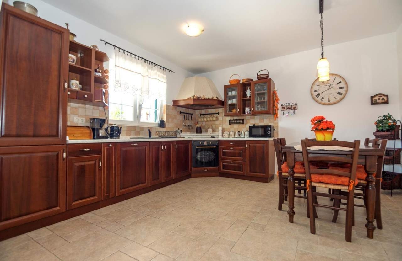 Top Rab Barbat Top Rab Barbat