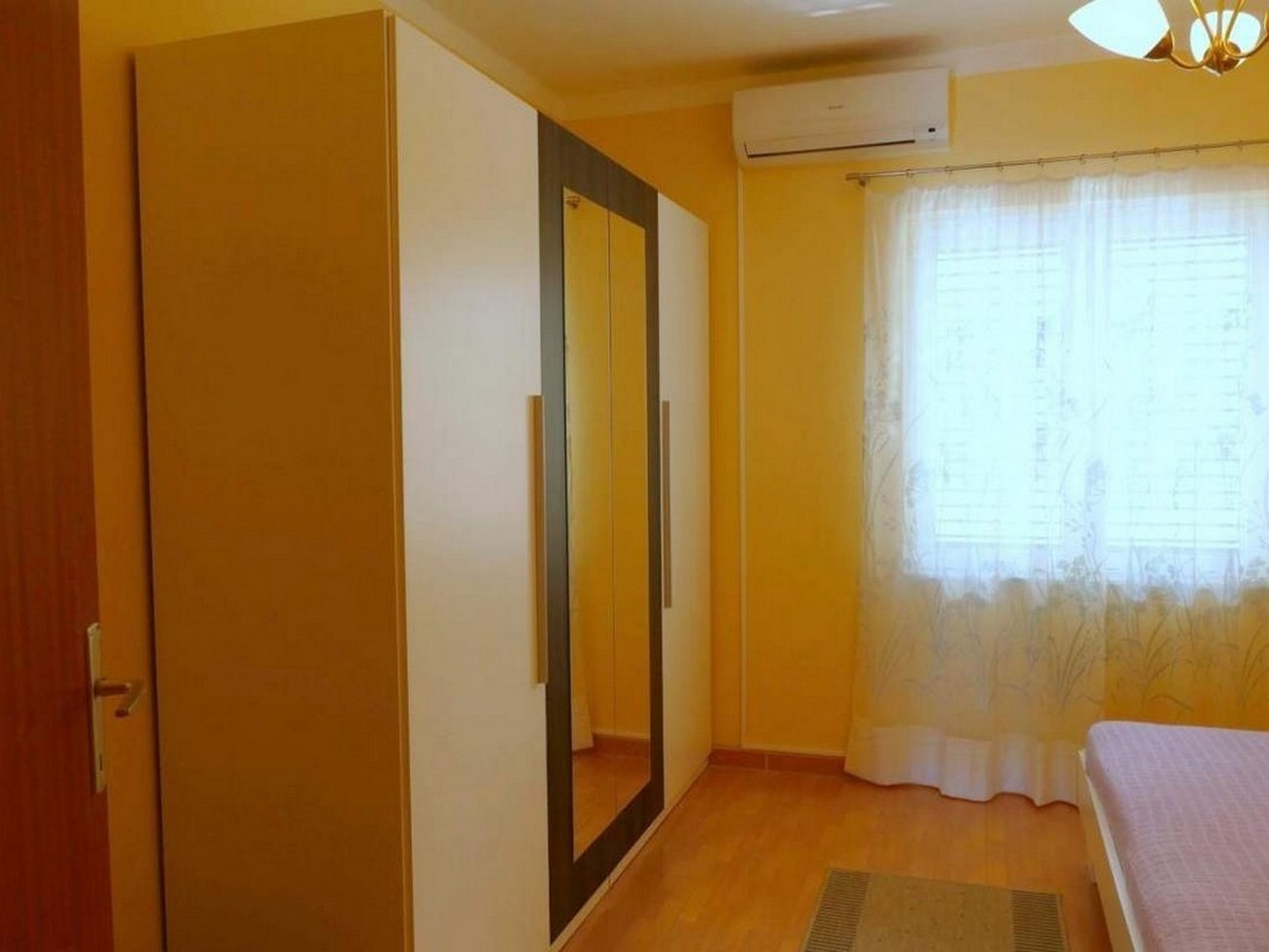 Top Rab Barbat Top Rab Barbat