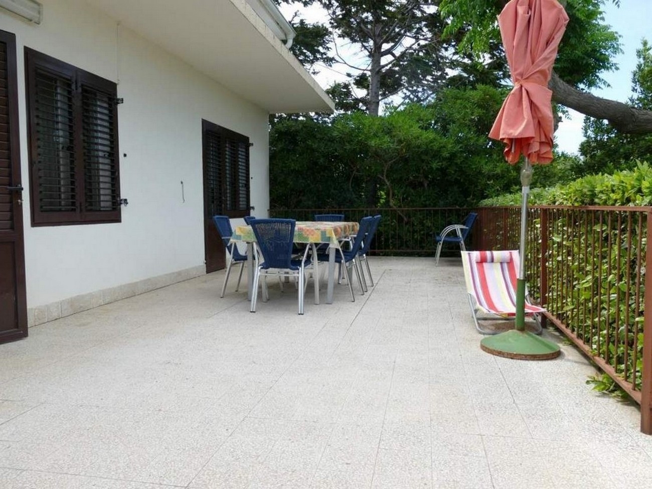 Three bedroom apartment with terrace Barbat, Rab  A-a